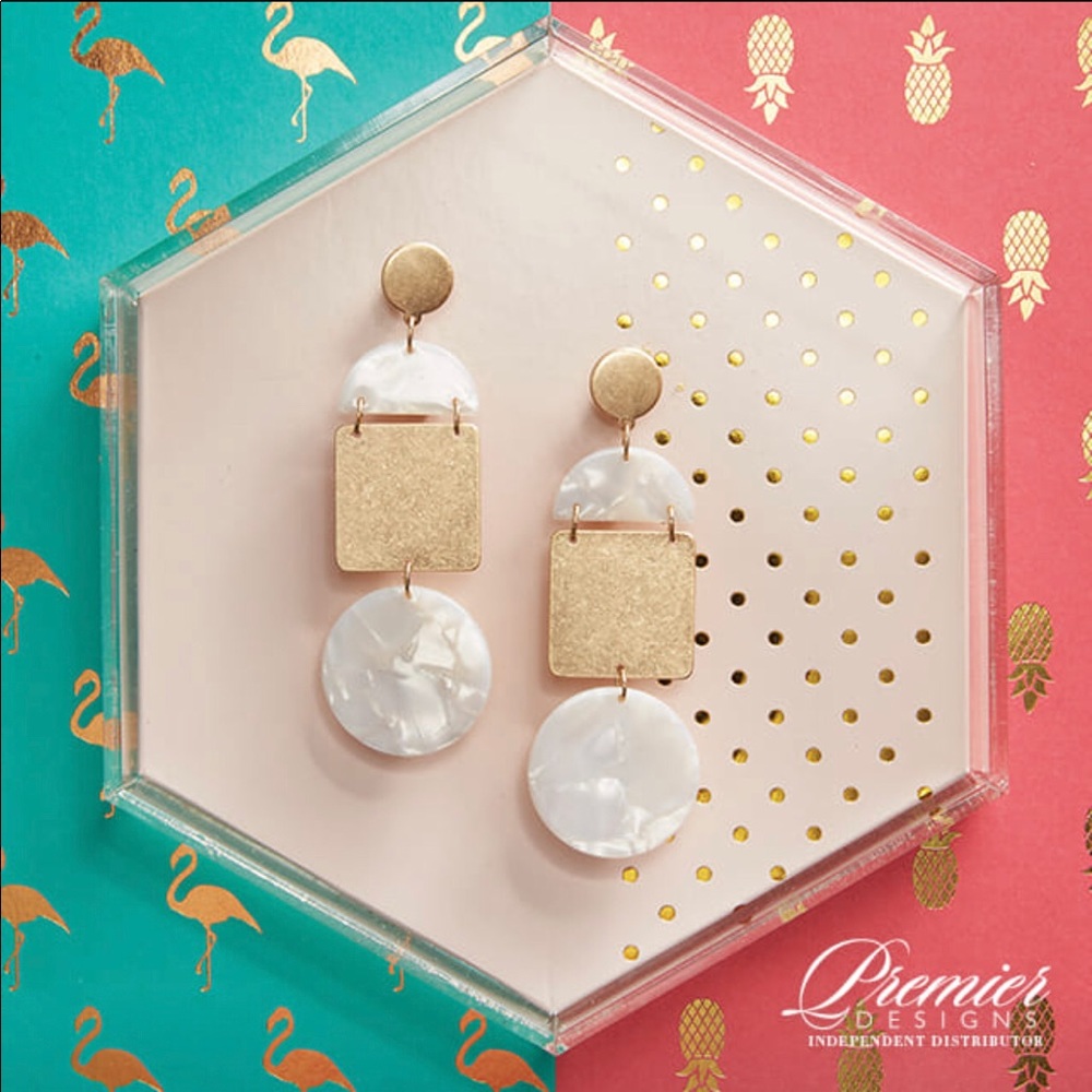 Premier Designs Harbor Island Earrings